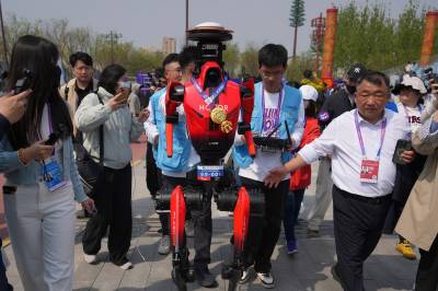 Robot knuste verdensrekord på halvmaraton