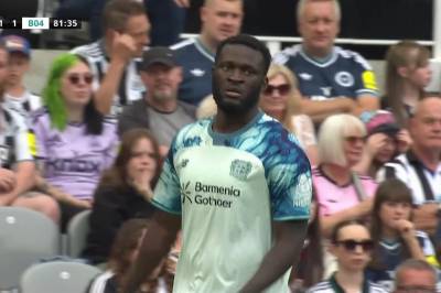 Victor Boniface med mål mot Newcastle United
