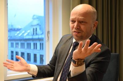 Sp vil ha ekstern gransking