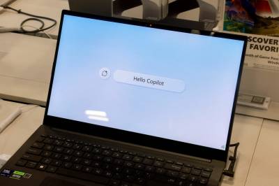 Dell innrømmer at folk ikke bryr seg om AI