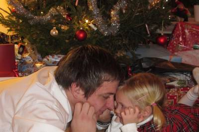 Thomas i «Kompani Lauritzen»: – Trodde jeg var en god pappa