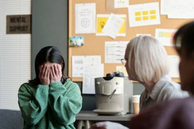 – Når ungdommene viste lite følelser, påvirket de negative traumetankene dem mer