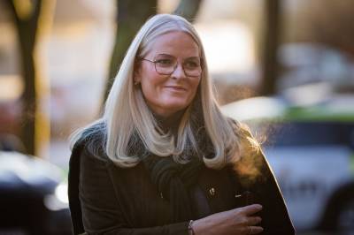 Kronprinsesse Mette-Marit ga Epstein tips til «konejakten»