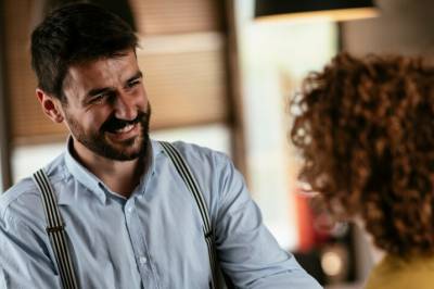 «Hei! Jeg heter Even», sier han. Og du kjenner det i hele kroppen