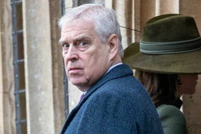 Ringte Andrew i hemmelighet