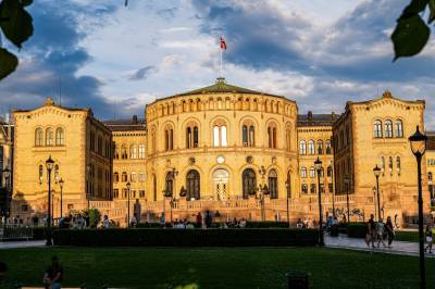 Siste dag med Epstein-høring på Stortinget: Lærte UD noe av IPI-kritikken?