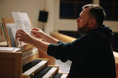 Ny kantor på plass til påske