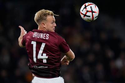 Jonatan Braut Brunes scoret fire for Sparta Praha – publikum rodde