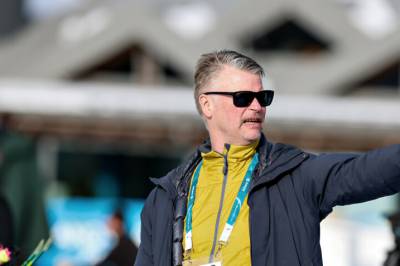 Legger seg paddeflat