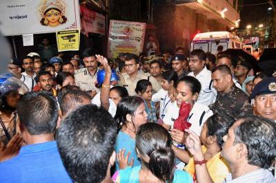 Minst 19 døde etter trengsel på religiøs festival i Kolkata, India