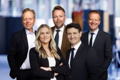 Livesending: Kan glohet norsk krone kjøle ned Norges Bank?