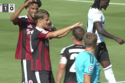Love Arrhov med scoring for Eintracht Frankfurt