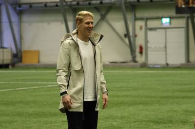 Jakob Glesnes på vei til ny klubb. Kan bli lagkamerat med tysk legende