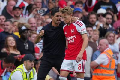Arsenal-manager Mikel Arteta signerte ny langtidskontrakt