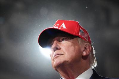 Kan rene pengegaver gjøre susen for Trump?