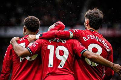 Skal ikke være mulig! Manchester United håver inn til ny klubbrekord