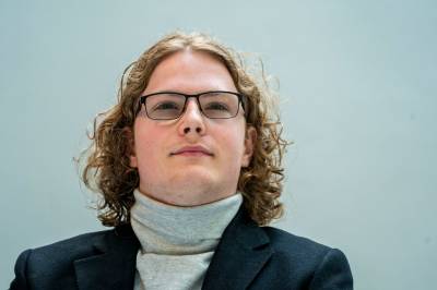 Bondevik og kona mistet et ufødt barn