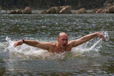 Putin vil leve til han er 150 år gammel. Datteren prøver å hjelpe ham å «lure Gud».