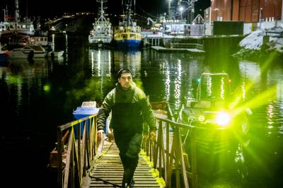 Hva gjør grønlendere hvis de blir invadert? Fisker Pavia har lagt en plan.