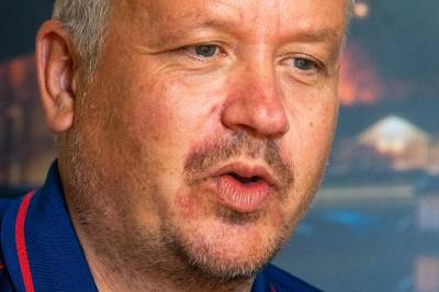 Seriestarten ryker: - Har brukt mye tid og penger