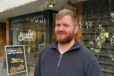 width=device-width, initial-scale=1