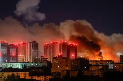 To drept i rakett- og droneangrep mot Kyiv