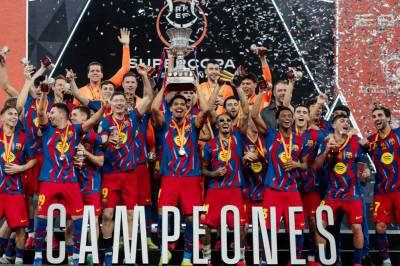 Barcelona slår Real Madrid 3-2 og tar den spanske supercupen for andre år på rad