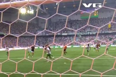 1-2: Celina, AIK