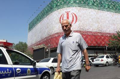 Trump etter Iran-avtale: – Verdens skip, start motorene. La oljen flyte!