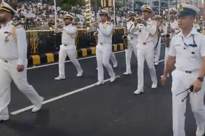 Den iranske fregatten var gjest i India. På vei hjem ble den senket av ameri­kanerne.