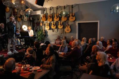 Suksess på Tjøme: - Vi solgte til og med noen billetter to ganger