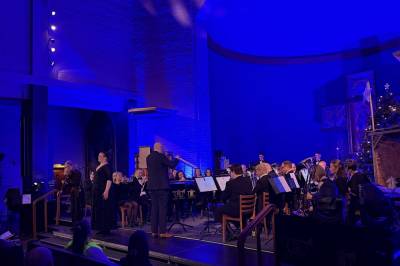 Mektig ro, mild kraft og et publikum som holdt pusten