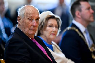 Kongeparet tilbake til Norge