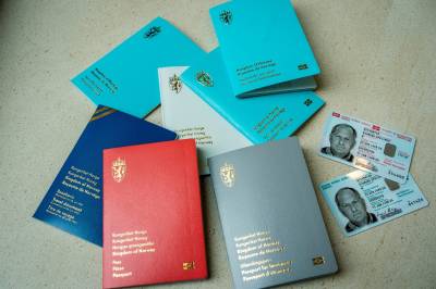 To og en halv måned ventetid på pass-time