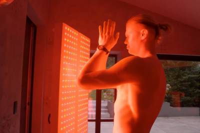 Haaland og superkjendisene omfavner behandlingen. Men forskningen sår tvil om den har noen som helst effekt.