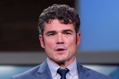 Antiterrorsjef som gikk av i protest, etterforskes av FBI