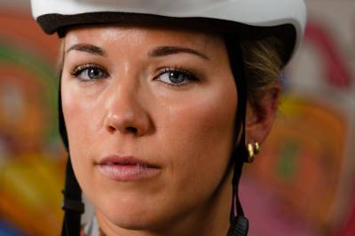 Hun oppdaget sykkelsportens regler. – Det er litt «Exit» over det