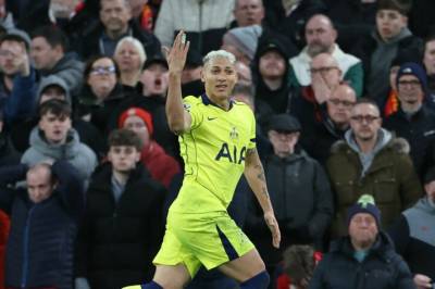 Reddet livsviktig poeng på overtid