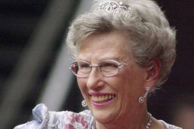 Hvordan kan prinsesse Astrids gravferd bli?