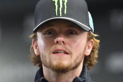 VM-runden ødelagt for Solberg – kjørte ut etter fem kilometer