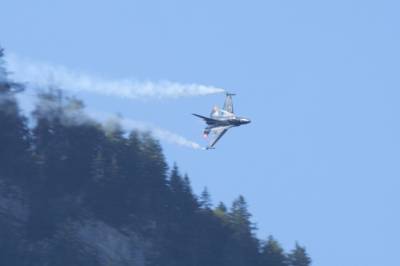 Ukrainsk F-16-pilot drept mens Russland trapper opp luftangrepene