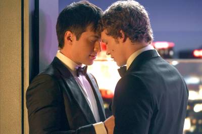 «Heated Rivalry»-skaperen: – Elsker å se dem litt ukomfortable