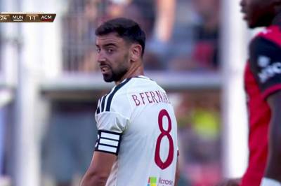 Bruno Fernandes bommer på straffe