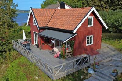 Kjendisduo gir opp hyttedrømmen