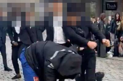Politiker delte usladdet bilde av voldshendelse: – La politiet gjøre jobben sin