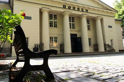 Nedgang på Oslo Børs – Telenor faller kraftig etter tallslipp