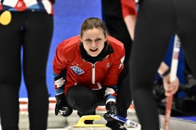 Curling: God norsk start på OL-kvalifiseringen