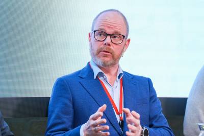 VGs sjefredaktør Gard Steiro (50) gir seg
