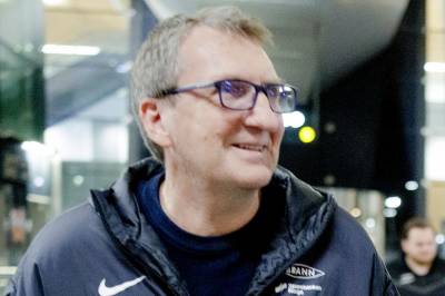 Etter vinduet: – Livet går videre. Vi har fortsatt null poeng!