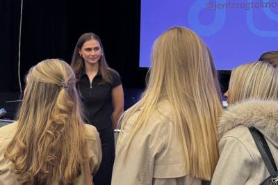 Solveig (25) er ekspert i Cyberforsvaret